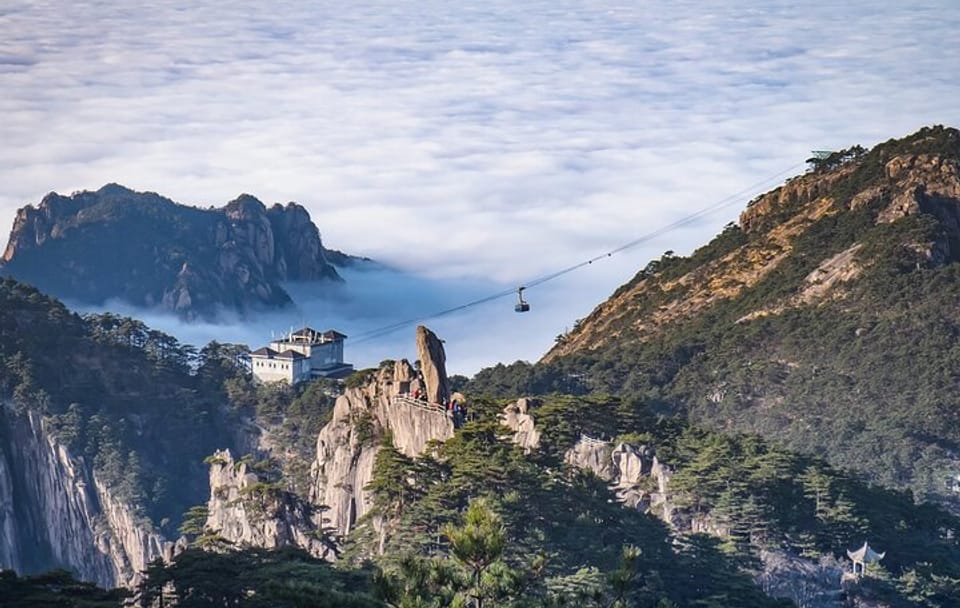 3-Day Private Tour of Yellow Mountains and Hongcun Village