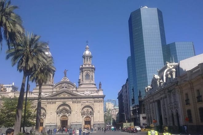 Transfer from the hotel in Santiago city to the Arturo Merino Benitez airport 2