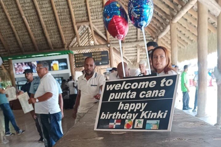 Puntacana airport (suv) roundtrip -Puntacana AirPort to Bayahibe