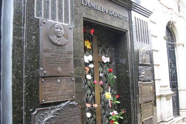 The Duarte Family resting in the Recoleta Cemetery