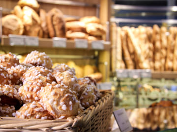 Culinary Walking Tour of the Latin Quarter in Paris