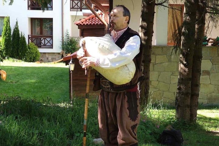 Bulgarian Dinner with Show from Nessebar and Sunny Beach 7