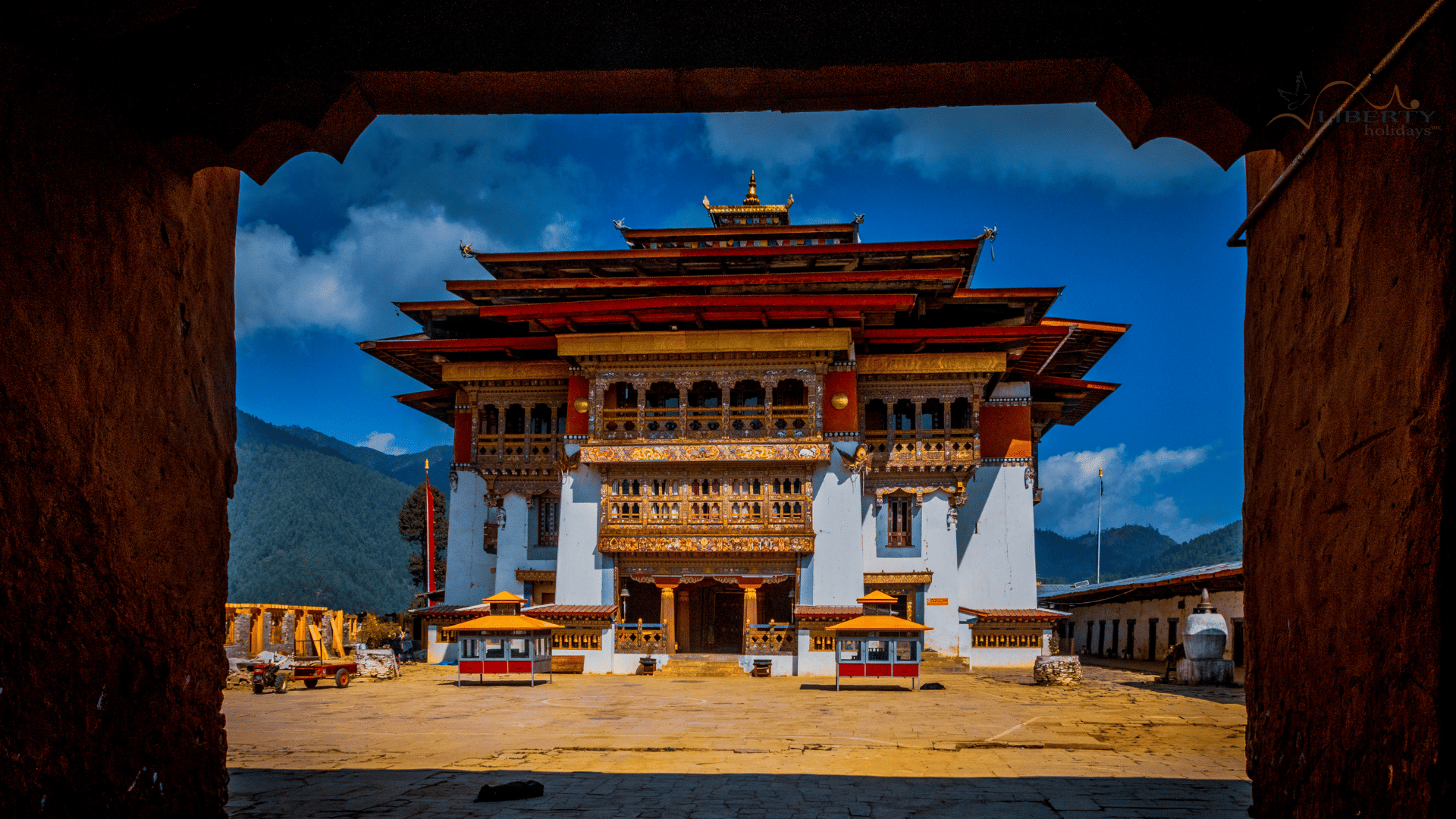 Lost in the grandeur of the Great Himalayas Trail