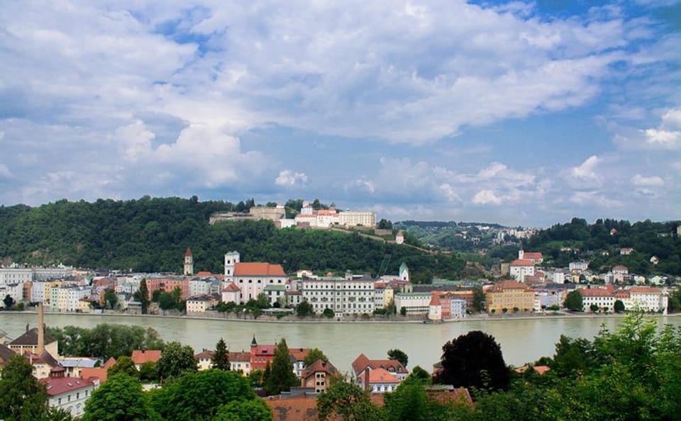 Inn River Walking Tour in Passau with Scenic City Views