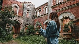 St. Petersburg abandoned estates: Self-Guided Audio Tour in the App