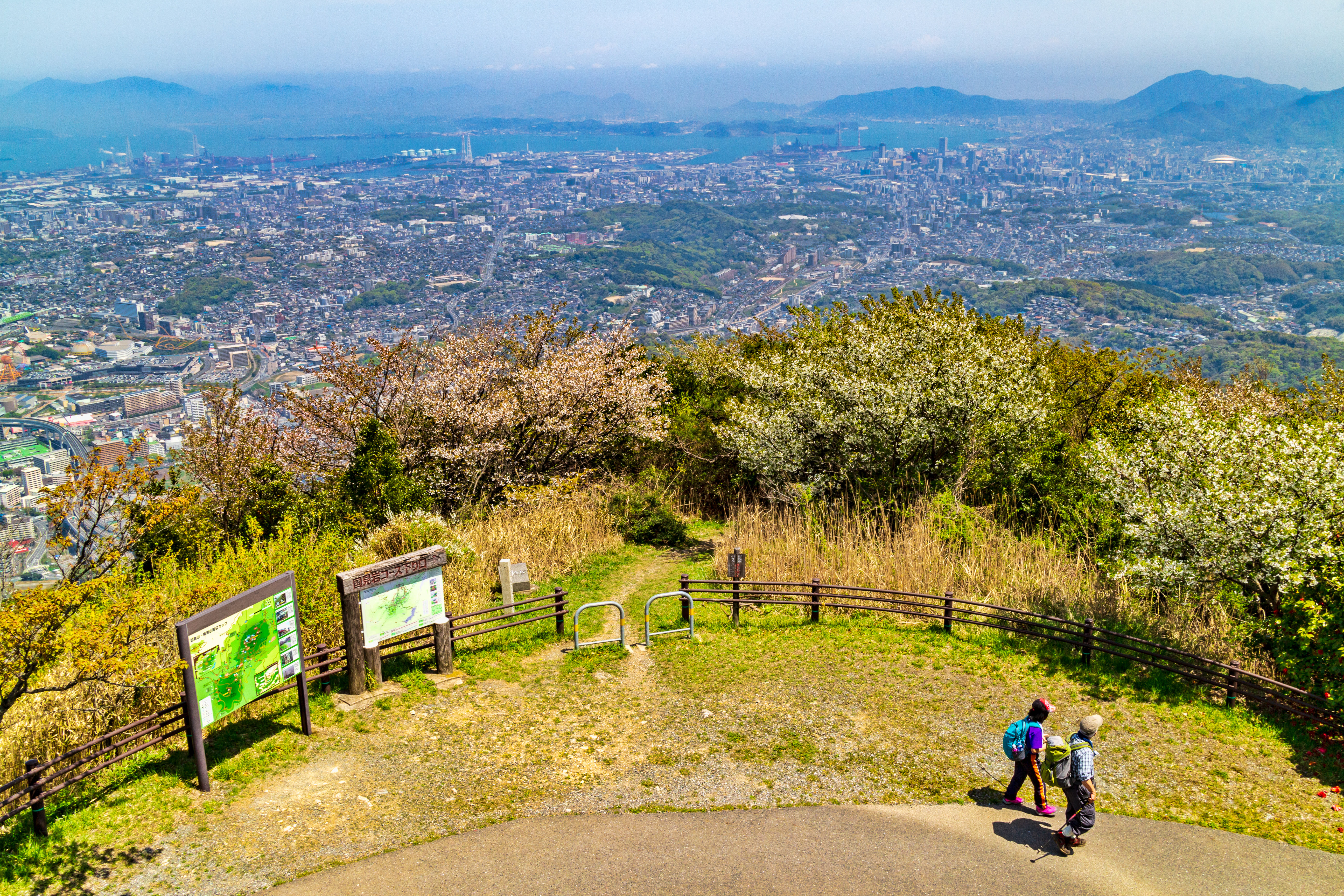 Kitakyushu Private Vehicle Service with Restaurant Reservation