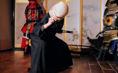 Iai Katana Swordsmanship Experience at Osaka Castle