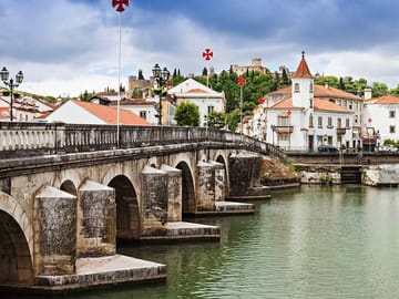 Private Walking Tour of Tomar's Medieval Town and Synagogue