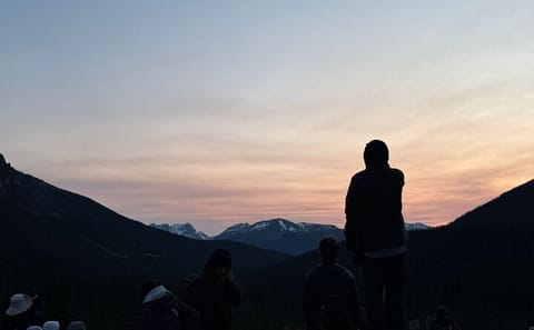 Sunrise Tour to Moraine Lake and Lake Louise from Banff