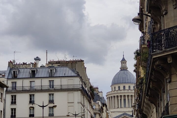4 hours Paris Private Trip with one Indian Meal - Hotel pickup  9