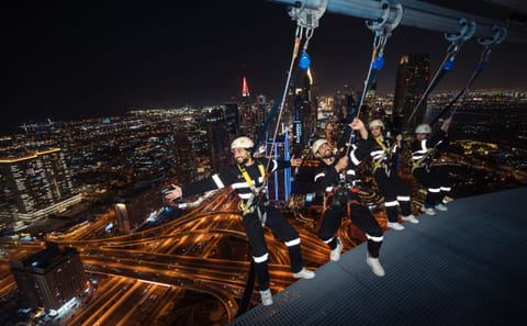 Sky Views Edge Walk Tour in Downtown Dubai with Transfers