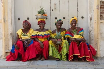 Culinary Street Food Tour in Cartagena with Local Guide