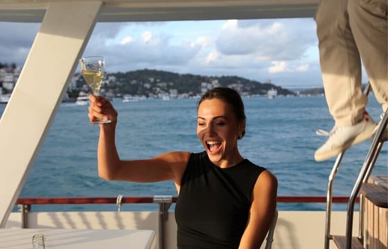 Istanbul Private Luxury Yacht Cruise – Private or Group