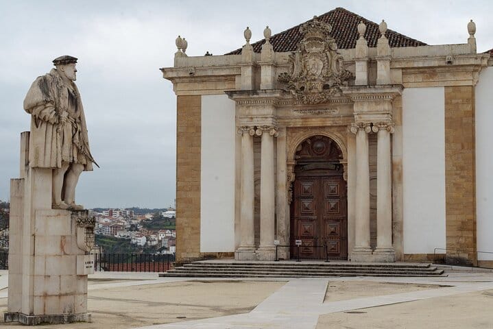 AVEIRO, COSTA NOVA & COIMBRA: Private Tour from Porto