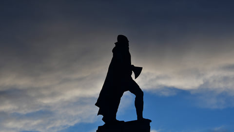 Reykjavík history walk: street art, punk or folklore