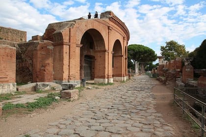 From Rome to Ostia Antica