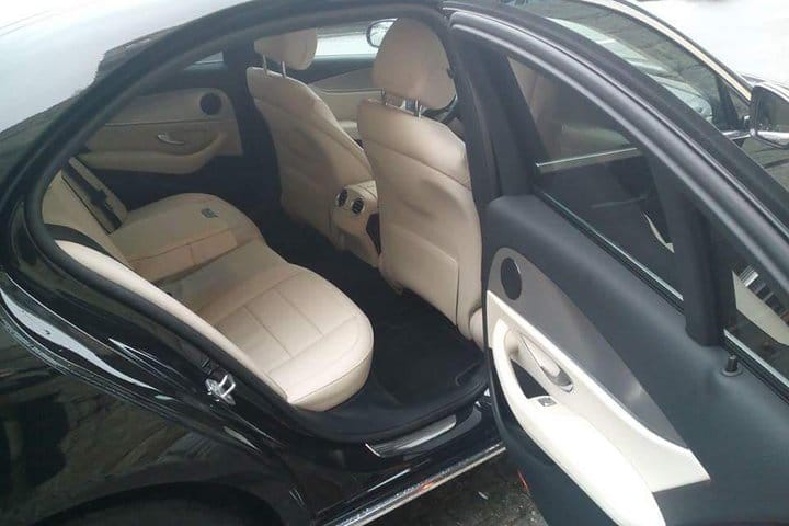 Porto to Douro Valley Private Transfer Up to 4 Stops 5