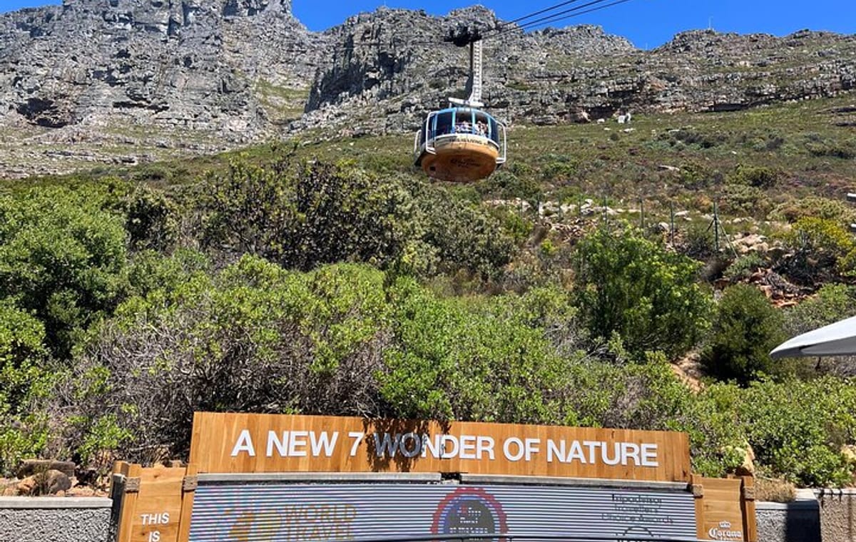 Half-Day Table Mountain Tour | Fast Track Skipped Queue Service