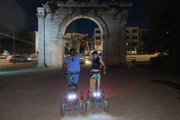 Evening Electric Scooter Tour of Athens and Monastiraki