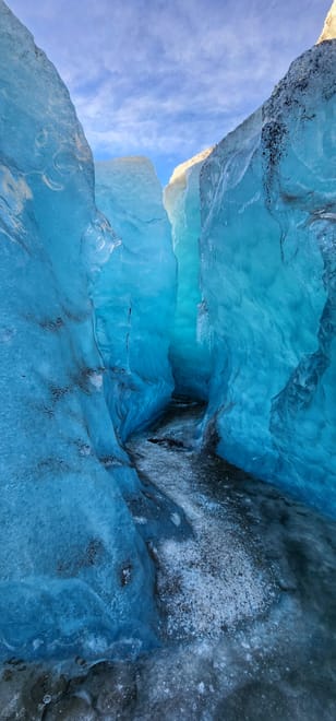 Blue Ice Cave Exploration from Jökulsárlón (Small Group Tour) photo 6