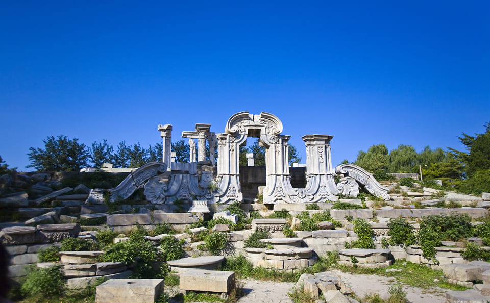 Guided Tour of Yuanmingyuan Park in Haidian District