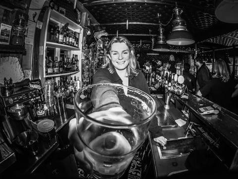 Icelandic Bar Crawl Experience