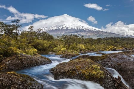 Puerto Varas & Frutillar: Scenic Lakes, Waterfalls & German Culture Tour