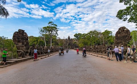 21-Day Cultural Tour of Bangkok and Chiang Mai, Thailand