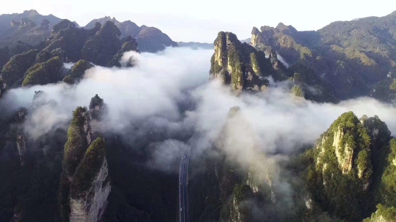 Private Impression Tour: Beijing, Xian, Lhasa, Chengdu, Zhangjiajie and Shanghai 14 Days 2