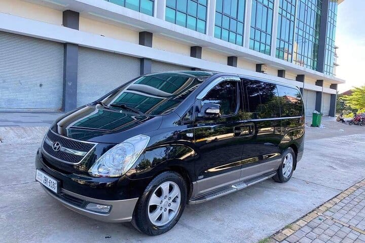 Private Taxi Service between Phnom Penh and Siem Reap