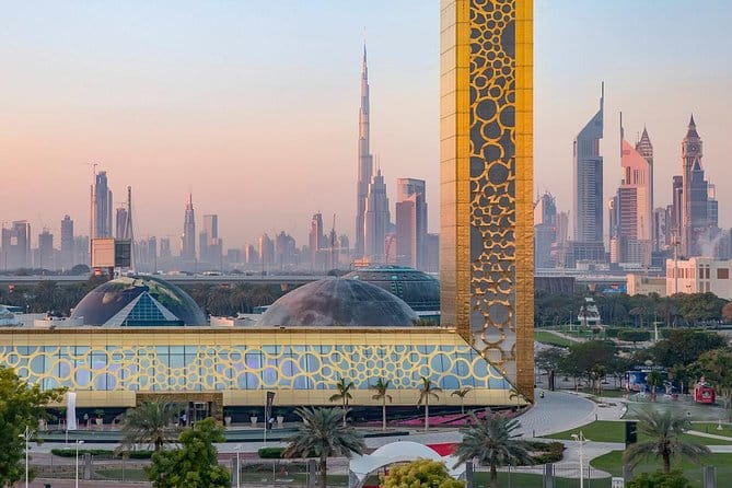 Dubai: Step into the Iconic Dubai Frame for Unrivaled City Views!