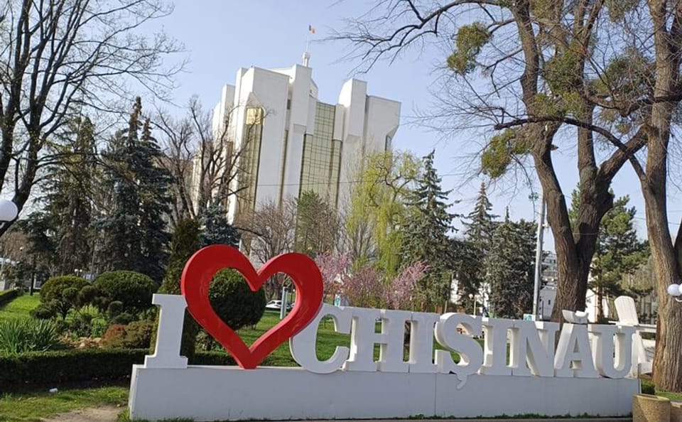 Private 2.5-Hour Walking Tour of Chișinău Landmarks