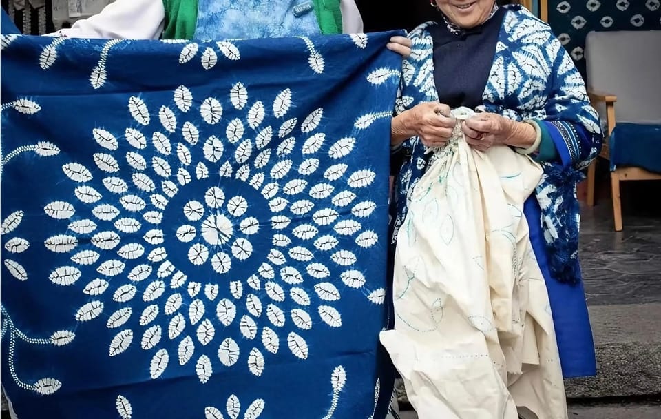 Tie-Dye Workshop and Erhai Lake Bike Ride in Dali