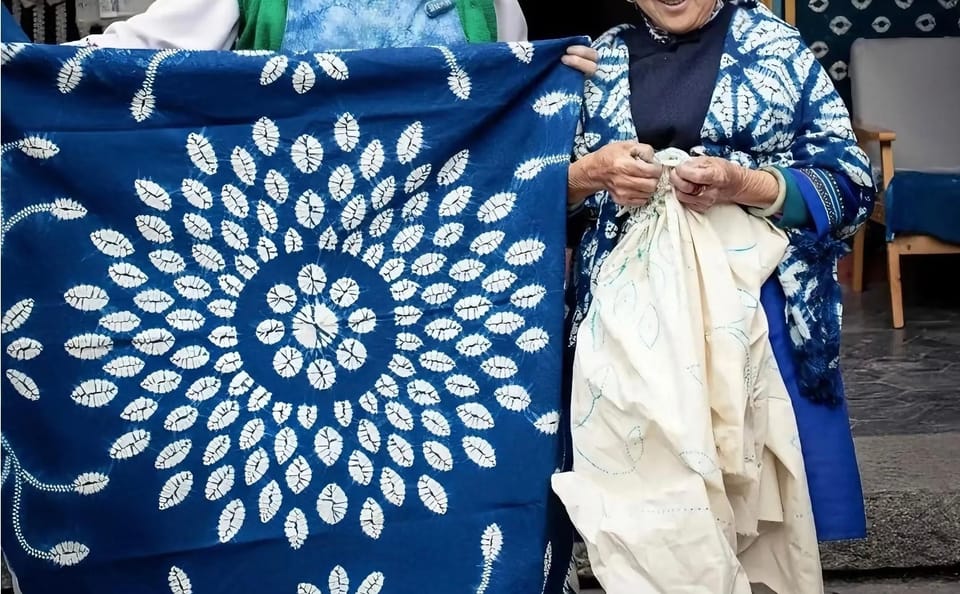 Tie-Dye Workshop and Erhai Lake Bike Ride in Dali