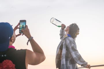 Máncora Sunset Boat Party with Scenic Coastal Walk