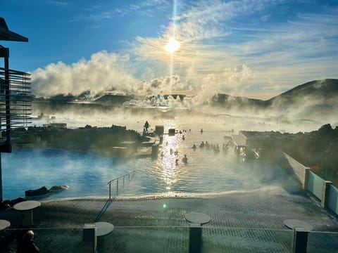 Private Blue Lagoon transfer with 3h wait - Sprinter 19 Pax