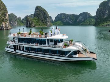 Cozy Bay Halong Day Trip, 5 Star Cruise with Buffet Lunch