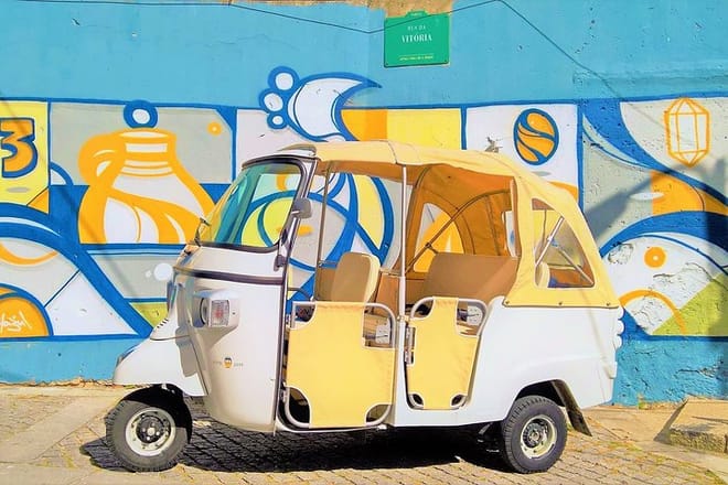 Full-Day Private Tuk Tuk All Around Porto 9