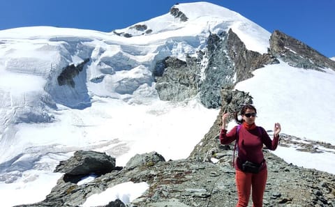 4-Day Hiking Tour of the Swiss Alps from Zürich