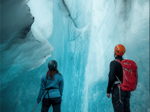 Glacier Photoshoot Adventure in Skaftafell, photo 3
