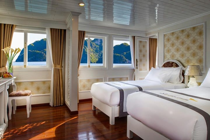 Signature cruise - bedroom