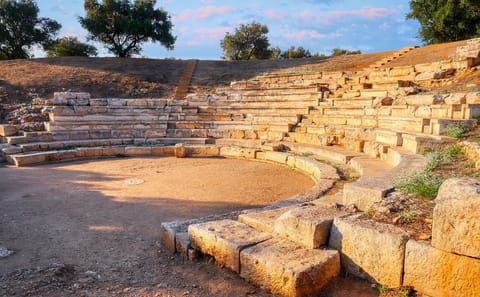 Semi-Private Tour of Aptera and Chania's Historic Sites