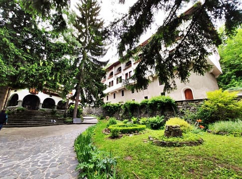 Self-guided tour of Boyana Church