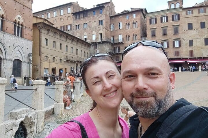 Siena Medieval Power Quest: Self-Guided Family Feud Game 9