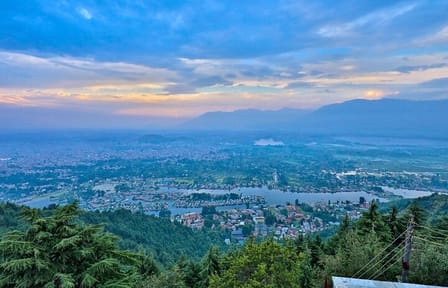 Srinagar Three-Day Cultural Tour with Transfers and Hotel Stay