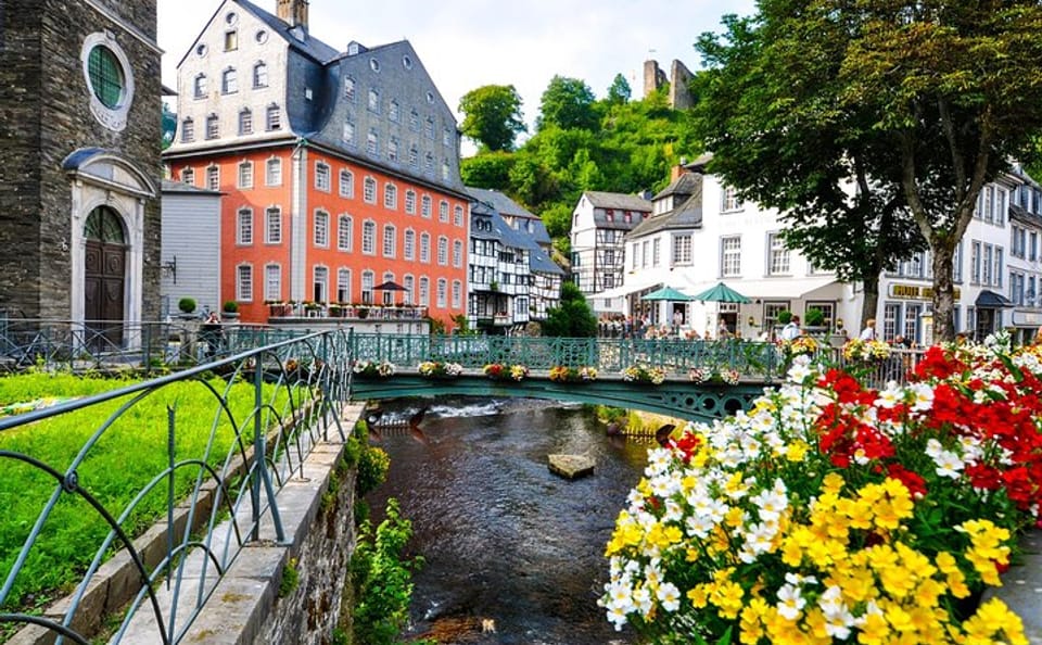 Private Tour of Historical Monschau and Aachen Cities