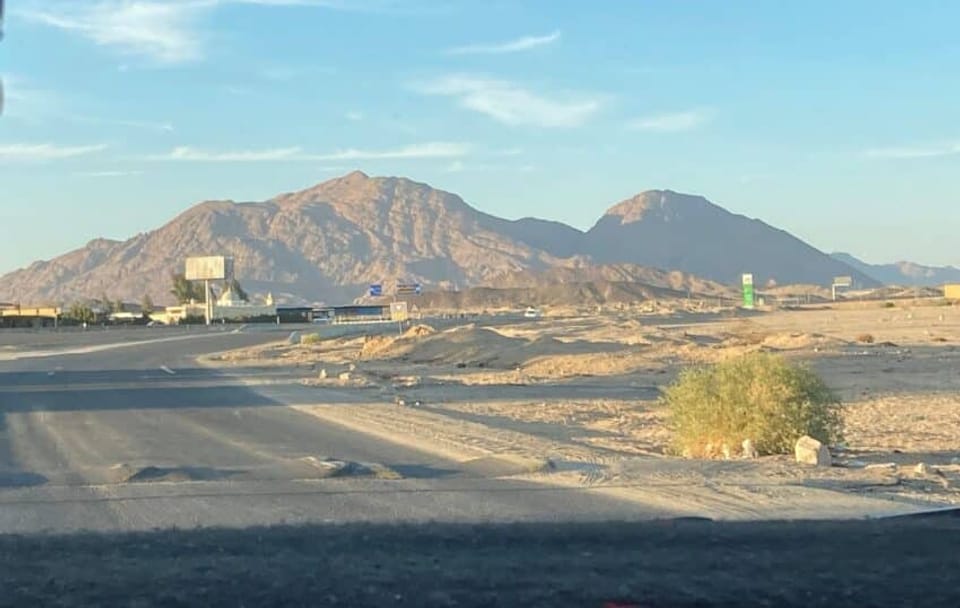 Private Transfer from Luxor to Hurghada with Door-to-Door Service