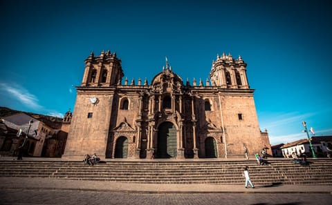 Private Six-Day Cultural Tour of Aguas Calientes and Cusco