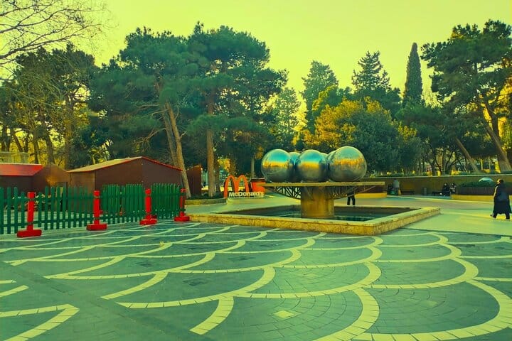 Baku city tour-Baku Crystal Hall-Carpet Museum Baku-Upland Park Viewpoint-nizami street,