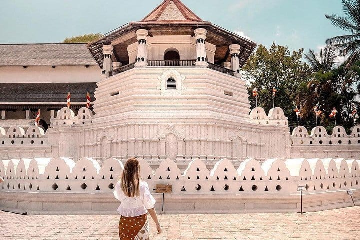 Chic Island | 10 Days Tour